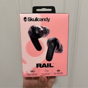 NEW Skullcandy Rail True Wireless Earbuds!